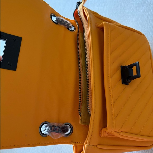 Badgley Mischka Yellow Quilted Crossbody Bag with Flap Closure - Picture 3 of 9